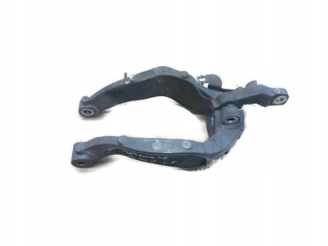 VOLVO XC90 II UCHWYT AMORTYZATORA LEWY PRZÓD 31360635