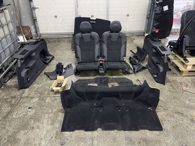 VOLVO XC90 II R-DESIGN FOTELE III RZĄD KONWERSJA NA 7 OSÓB