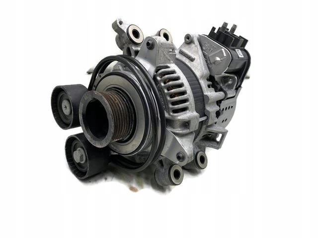 VOLVO XC60 II ALTERNATOR 32383087