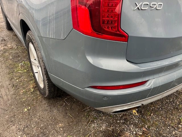 VOLVO XC90 LIFT BŁOTNIK LEWY TYŁ ĆWIARTKA 728