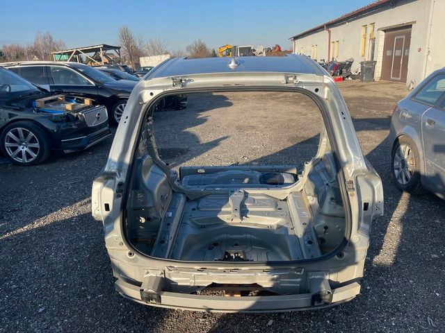 VOLVO XC90 II BŁOTNIK PRAWY LEWY TYŁ ĆWIARTKA WANNNA 477