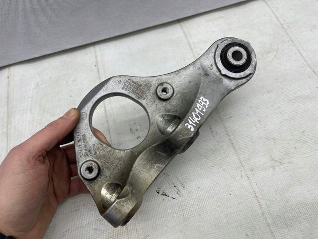 b8980a16405cada34967a22f4725