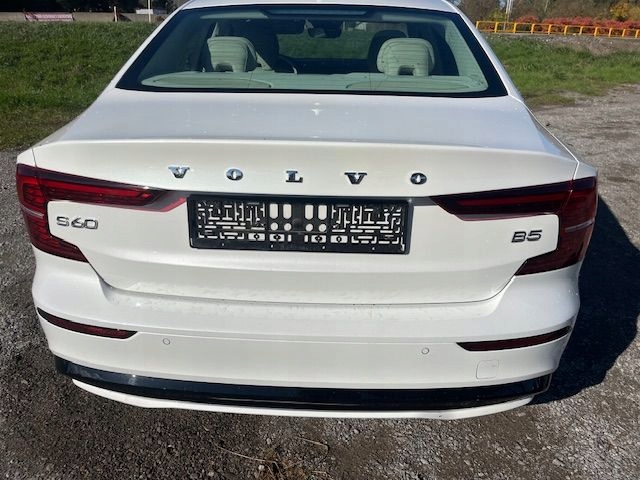 f08a3ee14f5f8fa5c1e75b1d93f3