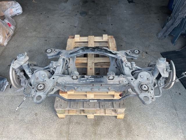 VOLVO XC90 II ZAWIESZENIE TYLNE TYŁ 31451729 31387697 31476652
