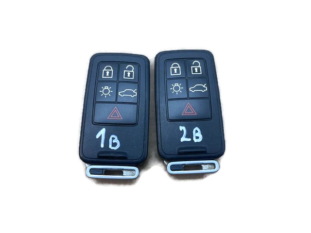 VOLVO PILOT WKŁADKA KLUCZYKA 8676873