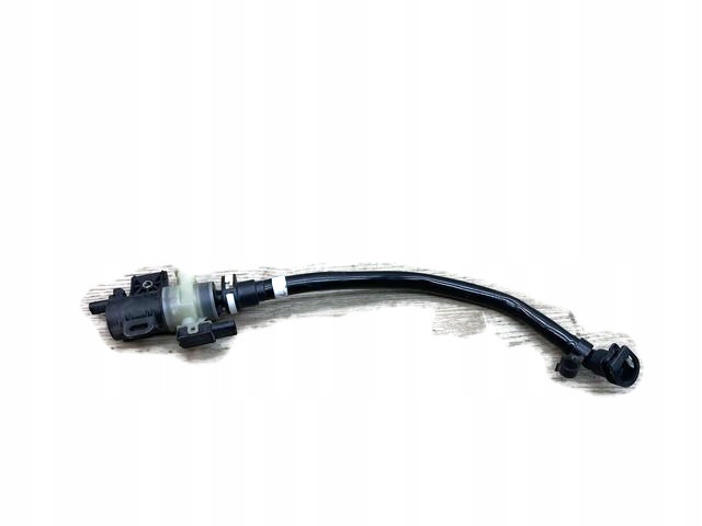 VOLVO XC60 II CZUJNIK ZAWÓR PALIWA PRZEWÓD 32242463