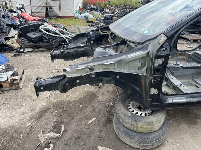 VOLVO V60 CC S60 ĆWIARTKA LEWA PODŁUŻNICA 717