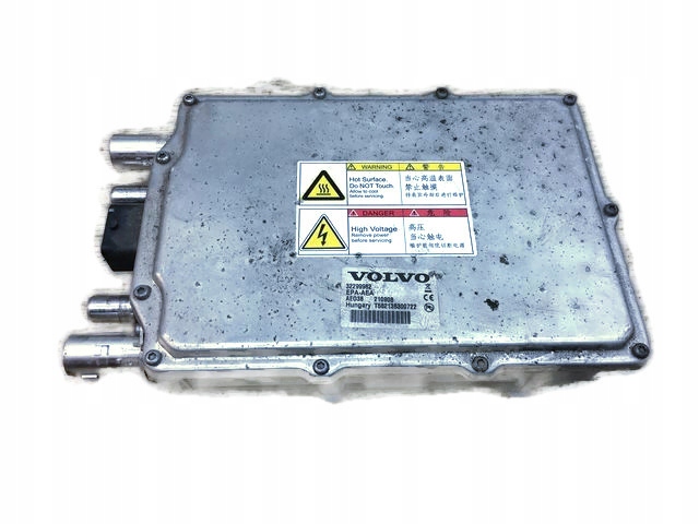 VOLVO V60 II T8 PRZETWORNICA KONWERTER 32299962