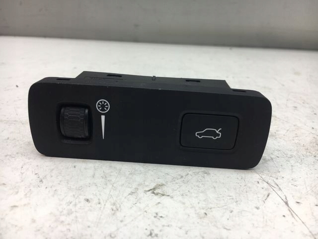 VOLVO XC90 V90 PRZYCISK OTWIERANIA KLAPY 31376510