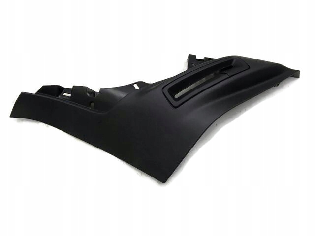 VOLVO XC90 II OSŁONA SŁUPKA PRAWY TYŁ 31389177