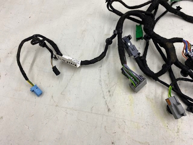 5b88b5c7407aa4ed06734c894f97