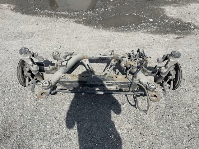 VOLVO V90 ZAWIESZENIE TYLNE