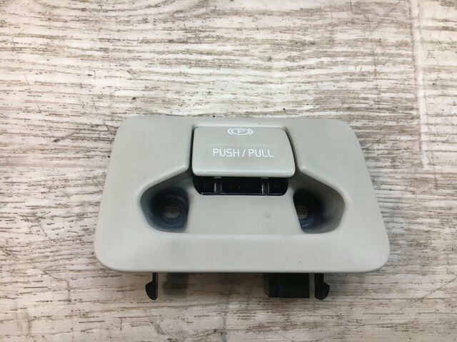 VOLVO XC70 II PRZEŁĄCZNIK HAMULCA RĘCZNEGO 30773540