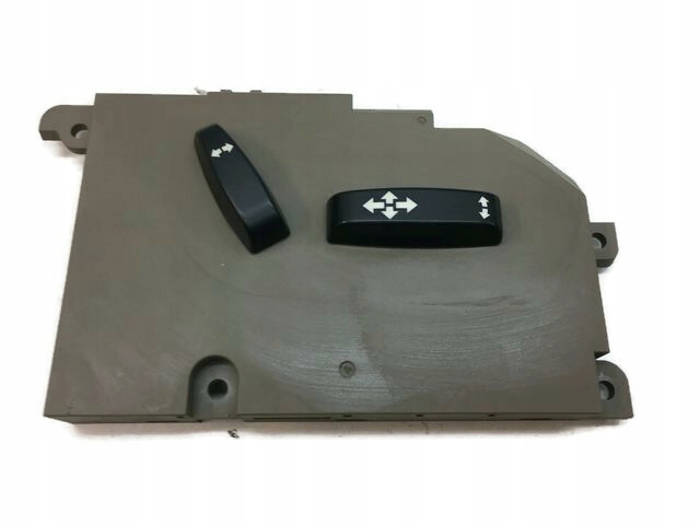 VOLVO XC70 II PANEL REGULACJI FOTELA PRAWY 30739698
