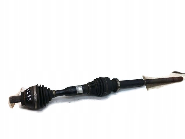 VOLVO XC70 II 3.2 B PÓŁOŚ PRAWY PRZÓD 30651679 T080228