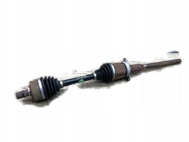 VOLVO V90 CC PÓŁOŚ PRAWA PRZEDNIA 31437621