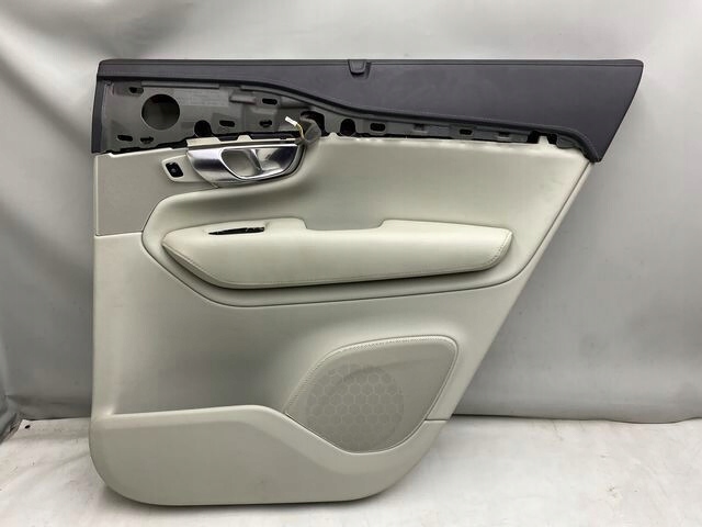 VOLVO XC90 II BOCZEK TAPICERKA DRZWI PRAWY TYŁ 31393116