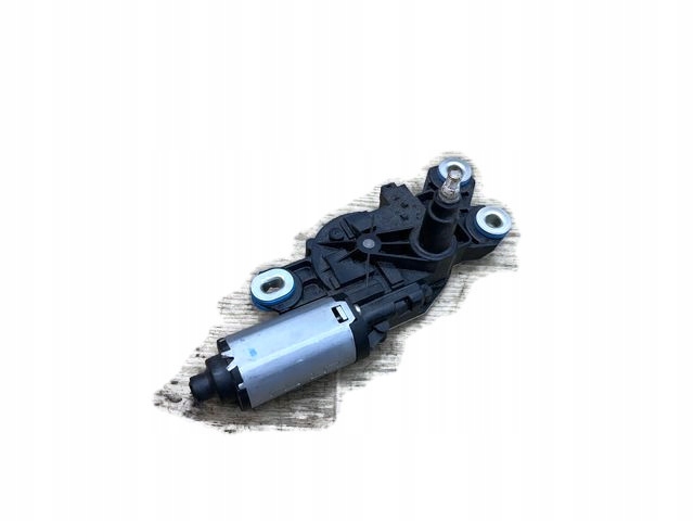 VOLVO V70 III XC70 II SILNICZEK WYCIERACZKI TYLNEJ 31290787 30663891