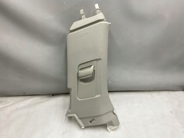 VOLVO XC90 II OSŁONA SŁUPKA ŚRODKOWEGO LEWA 31377582