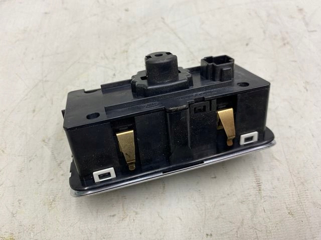 d43f05fa4621b276ee20fc3a0e89