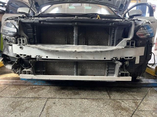 VOLVO S90 T5 PAS PRZEDNI KOMPLETNY Z CHŁODNICAMI