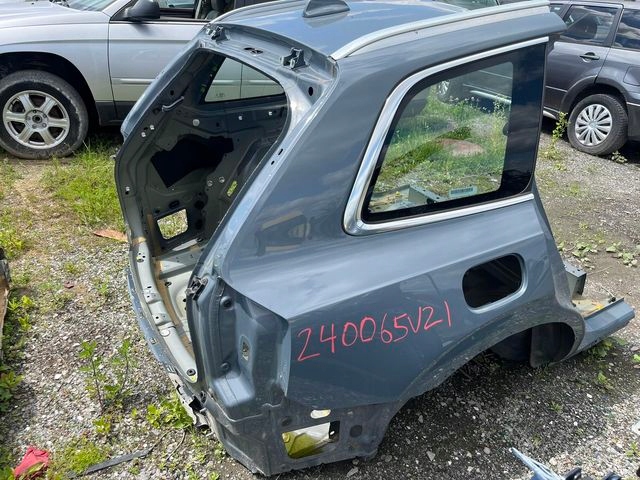 VOLVO XC90 B6 TYŁ BŁOTNIK BŁOTNIKI LEWY PRAWY WANNA 728