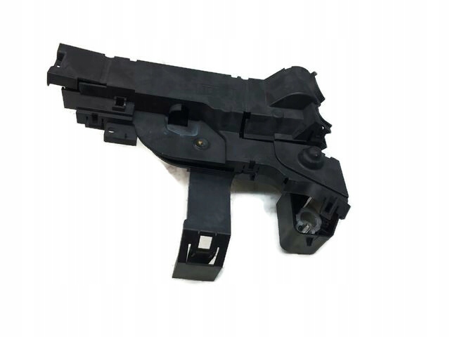 VOLVO V60 T8 KLEMA AKUMULATORA 31473768