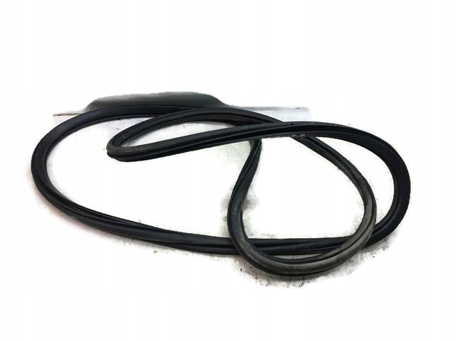 VOLVO XC90 II USZCZELKA DRZWI PRZEDNICH PRZÓD 31457673 32229218