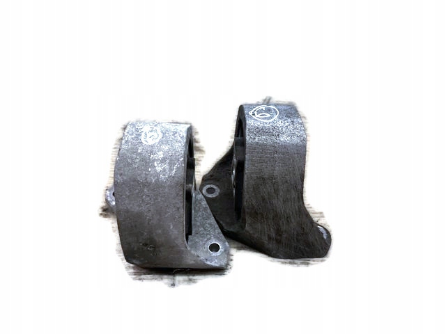 VOLVO V60 II XC60 II S90 V90 PODUSZKA SILNIKA 31480565