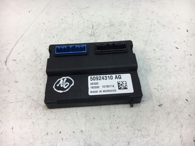 VOLVO XC90 II MODUŁ 50924310