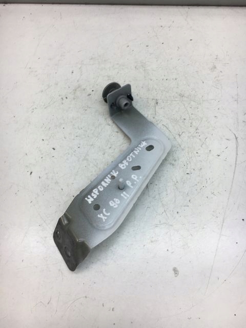 VOLVO XC90 II WSPORNIK BŁOTNIKA PRAWY PRZÓD