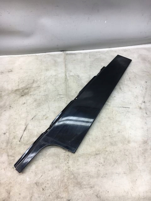 VOLVO XC90 II LISTWA DRZWI LEWY PRZÓD