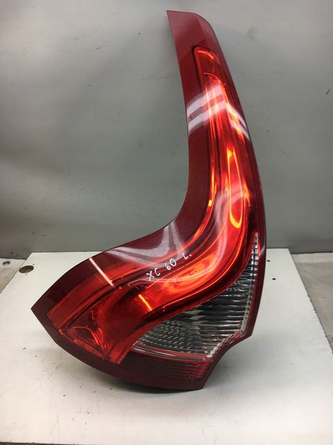 VOLVO XC60 LAMPA LEWA TYLNA 31290683