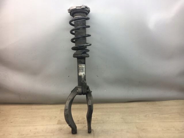 VOLVO V90 CC AMORTYZATOR PRAWY PRZÓD 31476941