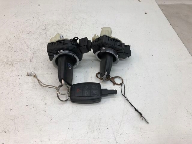 VOLVO S40 V50 STACYJKA 31300585