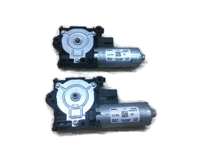 VOLVO V60 S90 V90 SILNICZEK SZYBERDACHU 10030662B