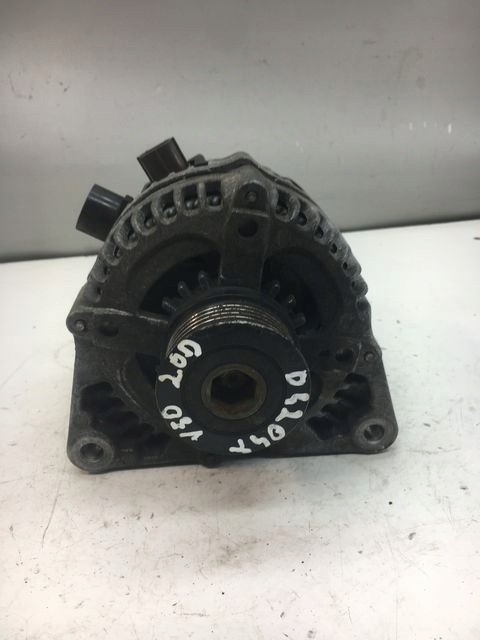 VOLVO V50 2.0D D4204T ALTERNATOR 104210-2710