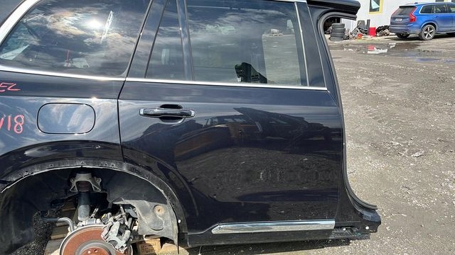 VOLVO XC90 II INSCRIPTION DRZWI PRAWY TYŁ 487