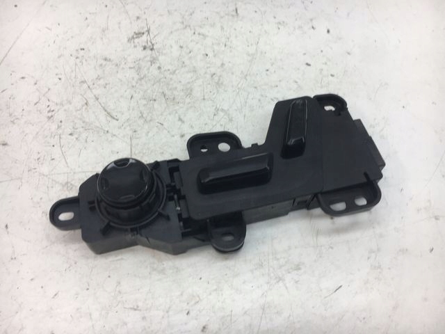 VOLVO XC90 II PANEL FOTELA LEWY 31419579