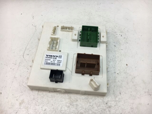 VOLVO V60 II XC60 XC90 V90 MODUŁ CEM HI 32254026