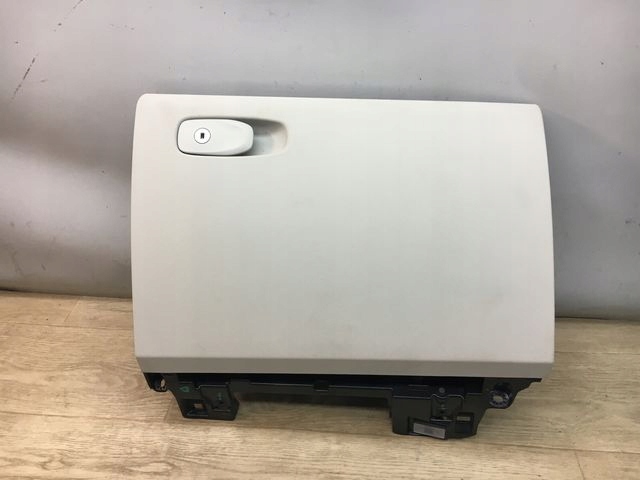 VOLVO S90 LONG SCHOWEK PASAŻERA 31688713