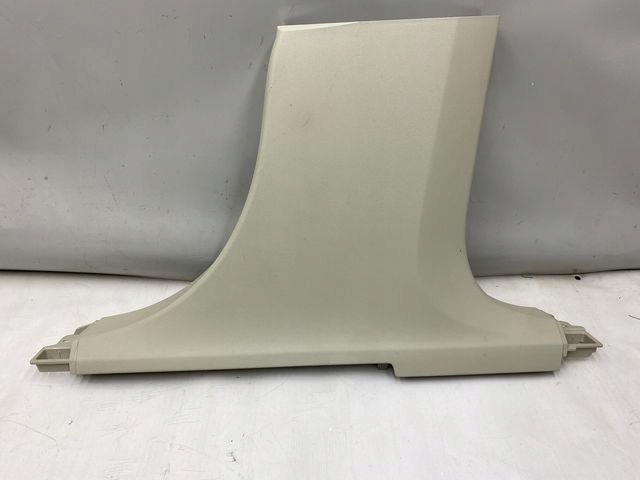 VOLVO XC90 II OSŁONA DOLNA SŁUPKA B PRAWA 39829968 32244270