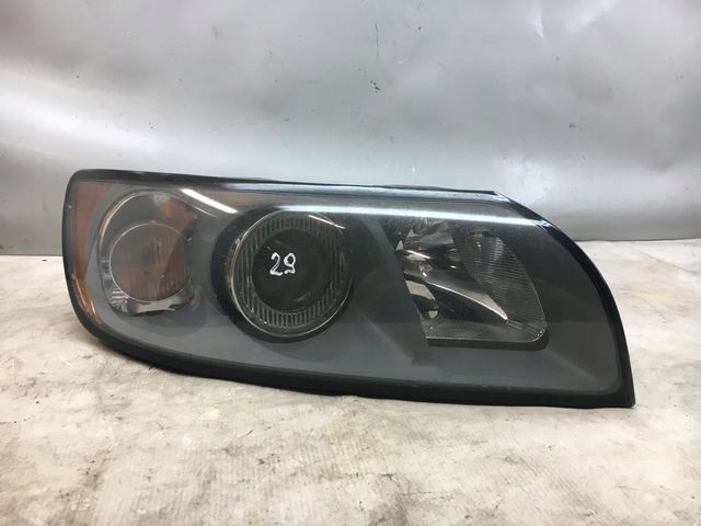 VOLVO S40 V50 LAMPA PRAWA PRZEDNIA 30678913