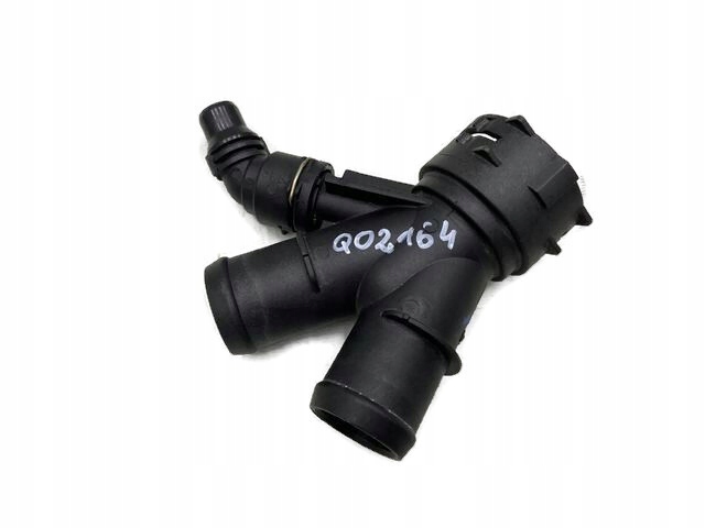 VOLVO XC60 II PRZEWÓD WODY Q02164