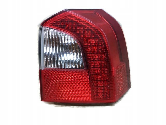 VOLVO V70 III LAMPA PRAWA TYLNA TYŁ 31395073