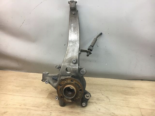 VOLVO V90 CC V60 CC ZWROTNICA PRAWY PRZÓD 31658817
