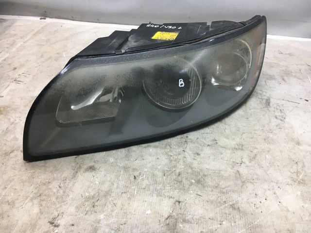 VOLVO S40 V50 LAMPA LEWA PRZEDNIA 30698885