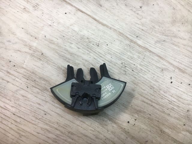 VOLVO XC60 XC90 S90 V90 CZUJNIK PEDAŁU HAMULCA 31381618