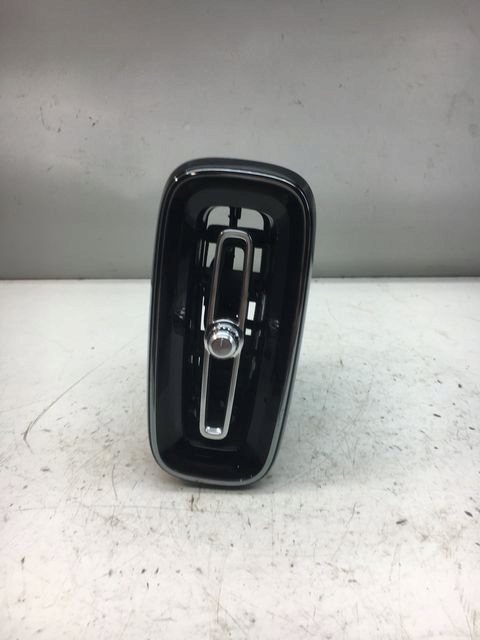 VOLVO XC40 KRATKA NAWIEWU PRAWA 31442626