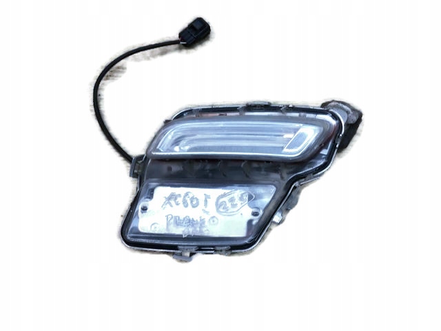 VOLVO XC60 HALOGEN PRAWY LED DRL 31353288